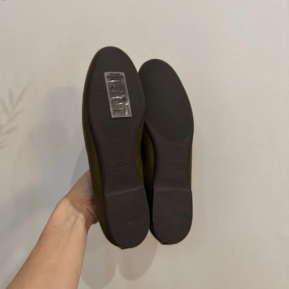 NEW EVERLANE The Day Glove in Birch Green